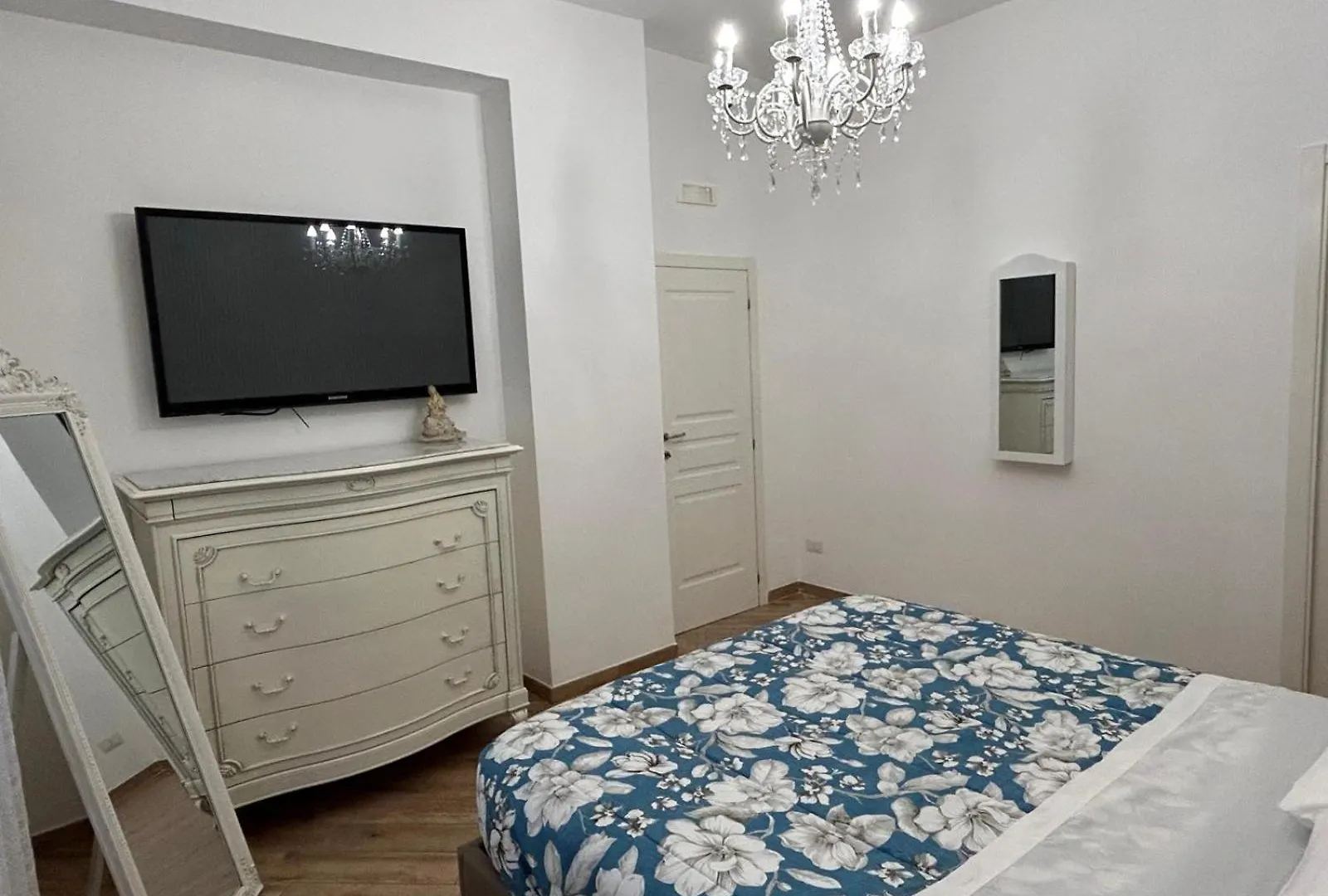 La Casa Di Giorgia E Gaia Apartment Naples